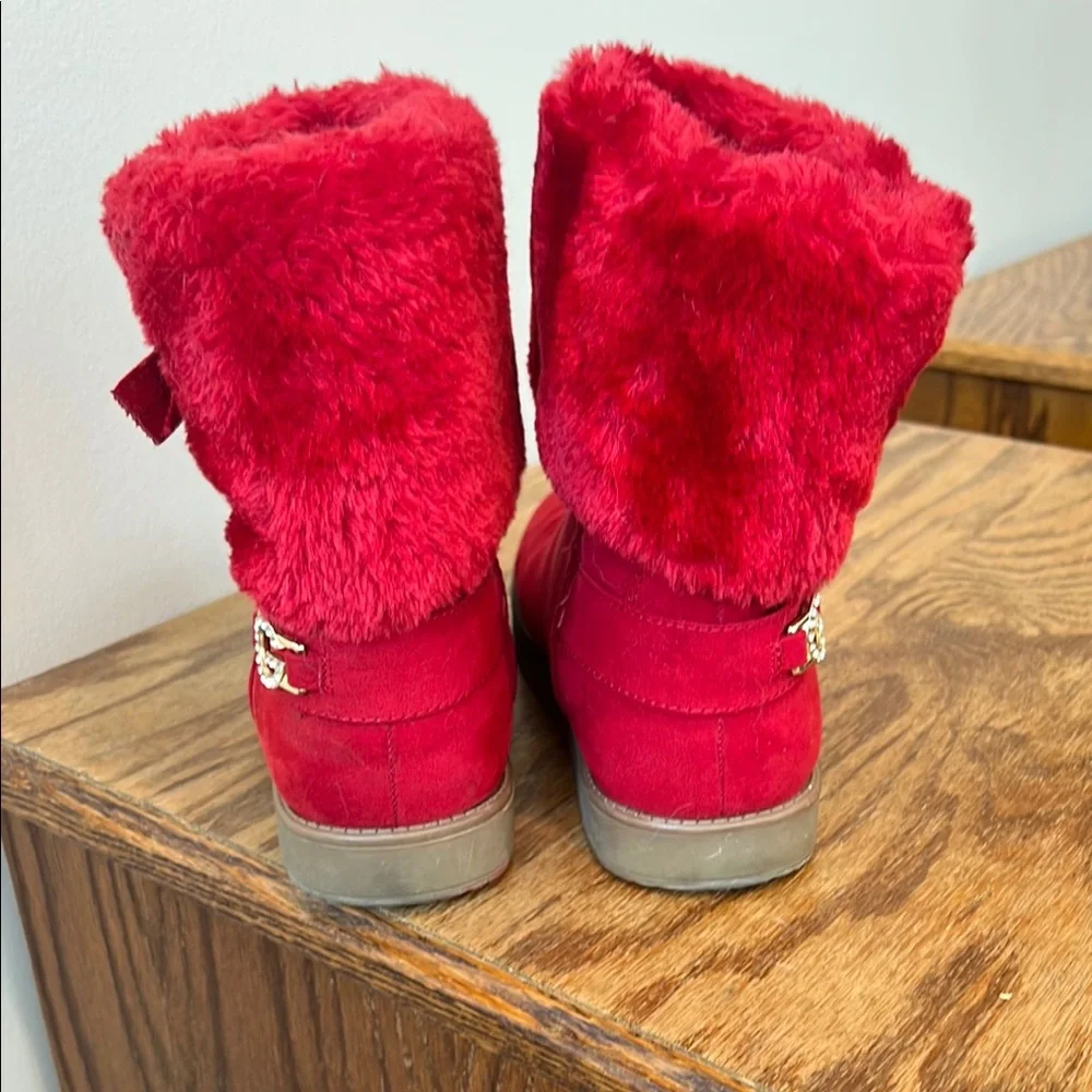 GBG Los Angeles Red Suede Faux Fur-Lined Boots with Buckle